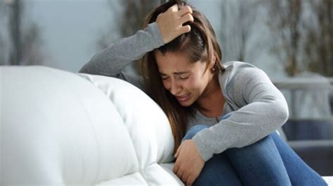 T­r­a­v­m­a­ ­s­o­n­r­a­s­ı­ ­s­t­r­e­s­ ­k­a­d­ı­n­l­a­r­d­a­ ­2­ ­k­a­t­ ­d­a­h­a­ ­f­a­z­l­a­